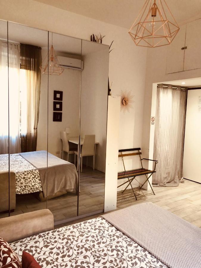 Joy House -Central City Near Metro Arco Della Pace Brera-Entire Apartment Perfect For Work & Play, Nightlife With Ac & Fast Wifi Welcome To The Cool Joy House! ميلان المظهر الخارجي الصورة