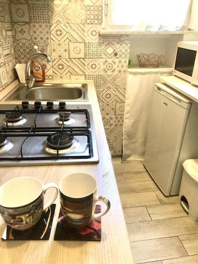 Joy House -Central City Near Metro Arco Della Pace Brera-Entire Apartment Perfect For Work & Play, Nightlife With Ac & Fast Wifi Welcome To The Cool Joy House! ميلان المظهر الخارجي الصورة