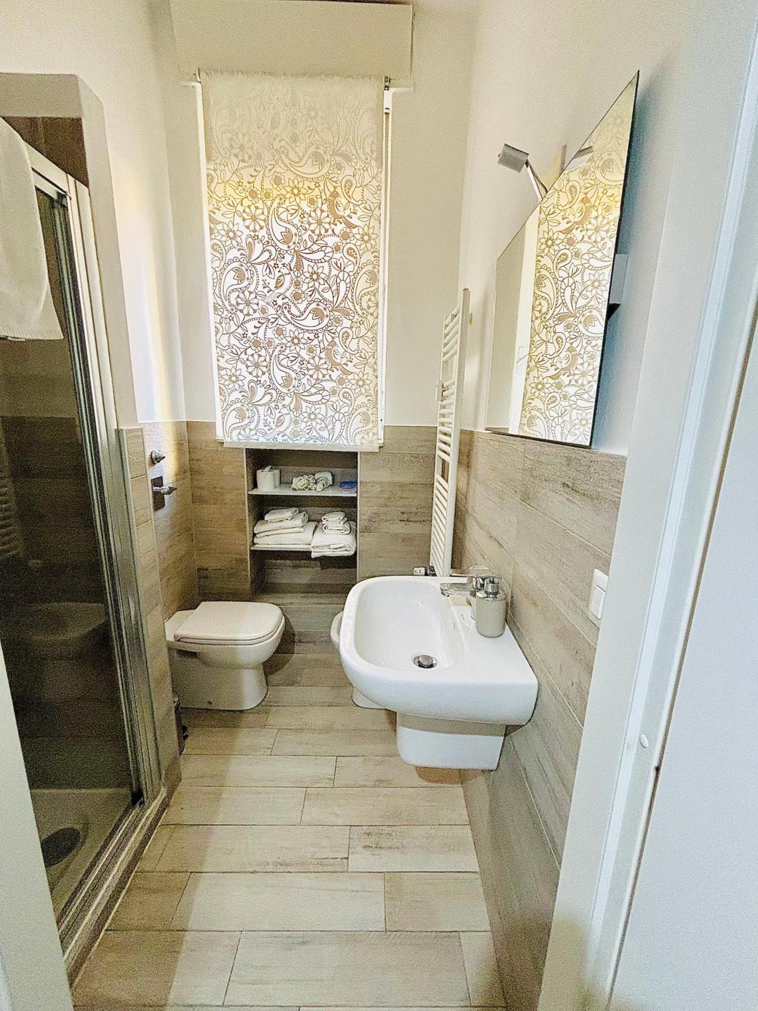 Joy House -Central City Near Metro Arco Della Pace Brera-Entire Apartment Perfect For Work & Play, Nightlife With Ac & Fast Wifi Welcome To The Cool Joy House! ميلان المظهر الخارجي الصورة
