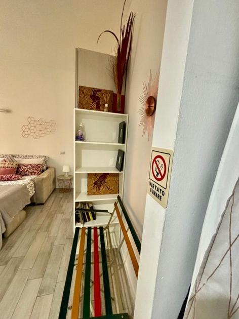Joy House -Central City Near Metro Arco Della Pace Brera-Entire Apartment Perfect For Work & Play, Nightlife With Ac & Fast Wifi Welcome To The Cool Joy House! ميلان المظهر الخارجي الصورة
